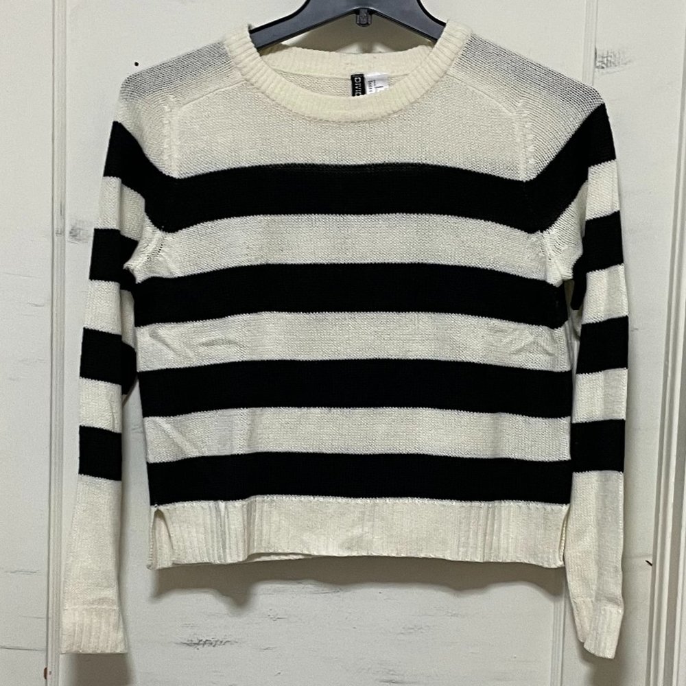 H&M Black Stripe Sweater